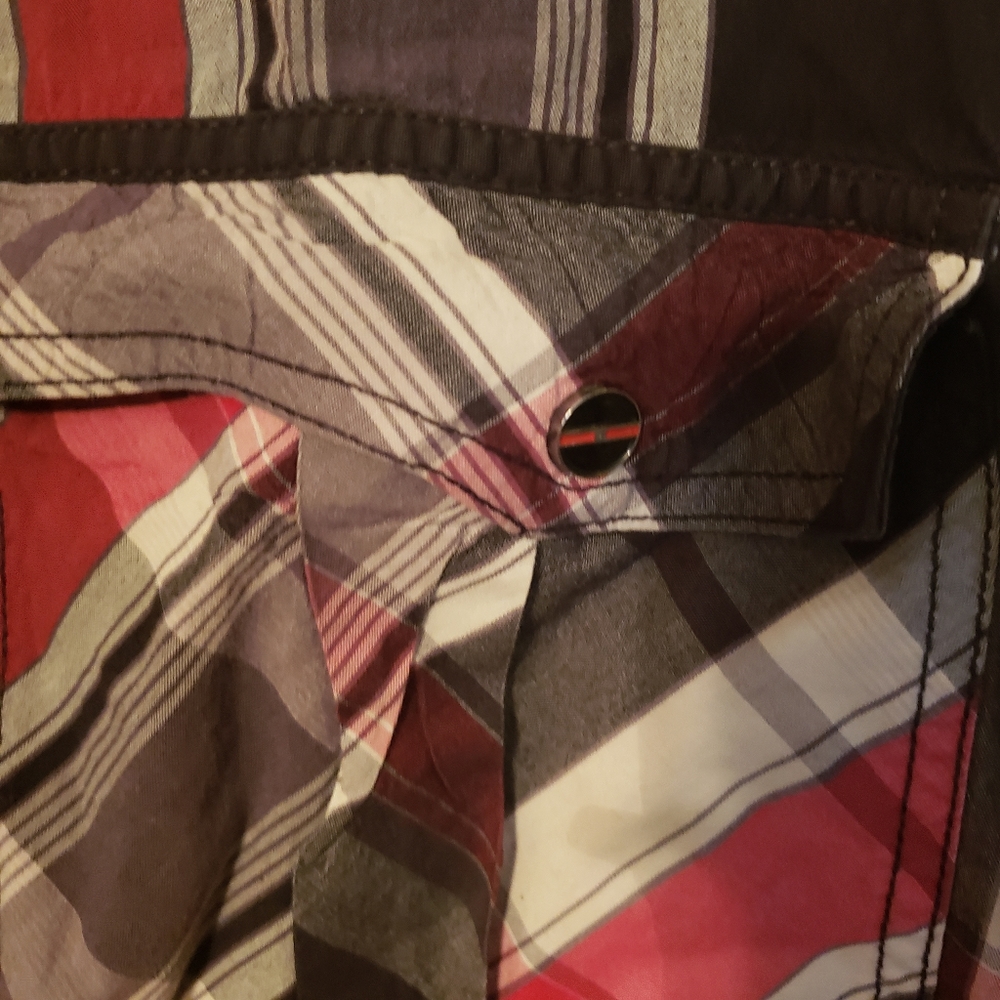 Knockout Jeans Button down - Picture 3 of 3
